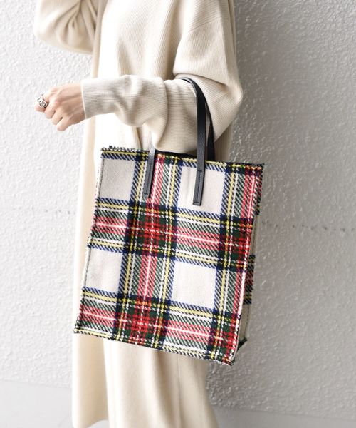 Kassiopea（カシオペア）の「Kassiopea:タータンチェックトート