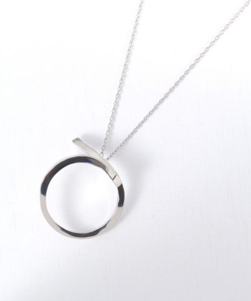 PAS TIERRA(�p�e�B�G��)�́y�e�B�G���z�V���h�E�����O�l�b�N���X(�l�b�N���X)