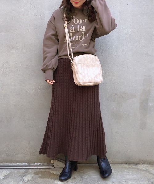 one after another NICE CLAUP（ワンアフターアナザーナイスクラップ）の「アソートスウェット（Tシャツ/カットソー・レディース・ベージュ/アイボリー/ミント/モカ・FREE）」の7枚目の写真