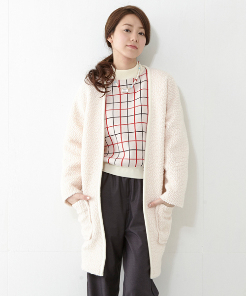 Ray BEAMS（レイビームス）の「Ray BEAMS / ブークレガウンコート（その他アウター・レディース・オフホワイト/ブラック・ONE SIZE）」の10枚目の写真