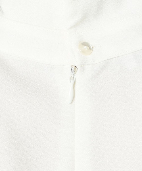 NARACAMICIE(ナラカミーチェ)の「レース付ジョーゼット長袖プルオーバーシャツ(シャツ/ブラウス・レディース・ホワイト/グレー・MEDIUM/LARGE/SMALL)」の12枚目の写真