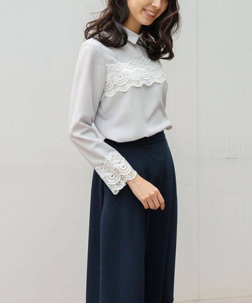 NARACAMICIE(ナラカミーチェ)の「レース付ジョーゼット長袖プルオーバーシャツ(シャツ/ブラウス・レディース・ホワイト/グレー・MEDIUM/LARGE/SMALL)」の20枚目の写真
