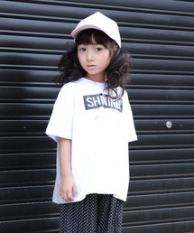 AIMABLE（エマーブル）の「ビックシルエットボックスロゴプリントTシャツ（Tシャツ/カットソー）」