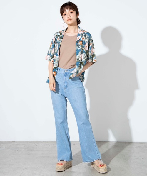WEGO（ウィゴー）の「WEGO/デニムハイウエストフレアパンツ（デニムパンツ・レディース・インディゴブルー/ライトインディゴブルー・SMALL/MEDIUM）」の13枚目の写真