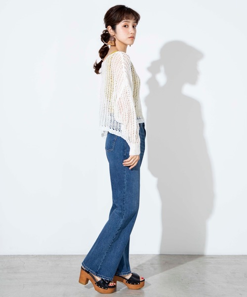 WEGO（ウィゴー）の「WEGO/デニムハイウエストフレアパンツ（デニムパンツ・レディース・インディゴブルー/ライトインディゴブルー・SMALL/MEDIUM）」の5枚目の写真