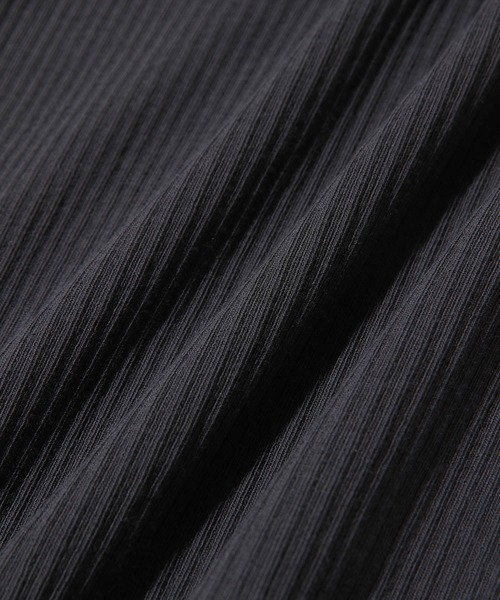 ADAM ET ROPE'（アダムエロペ）の「ワンショルダー風ブラトップ（タンクトップ・レディース・チャコールグレー/ベージュ系その他/ピンク系その他・FREE）」の16枚目の写真