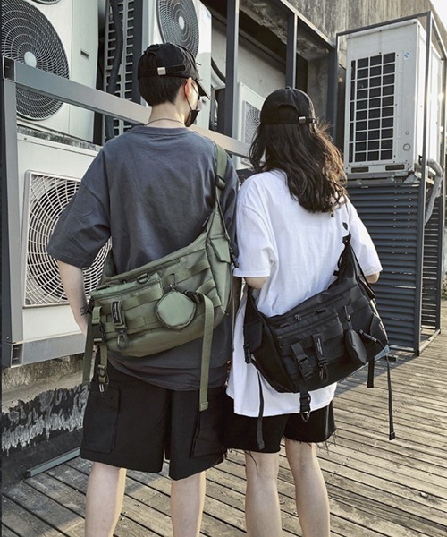 WESTBOY(ウエストボーイ)の「【WB ORIGINALS】Shoulder bag with sacoche(ショルダーバッグ・メンズ・ブラック/グレー/グリーン・FREE)」の3枚目の写真