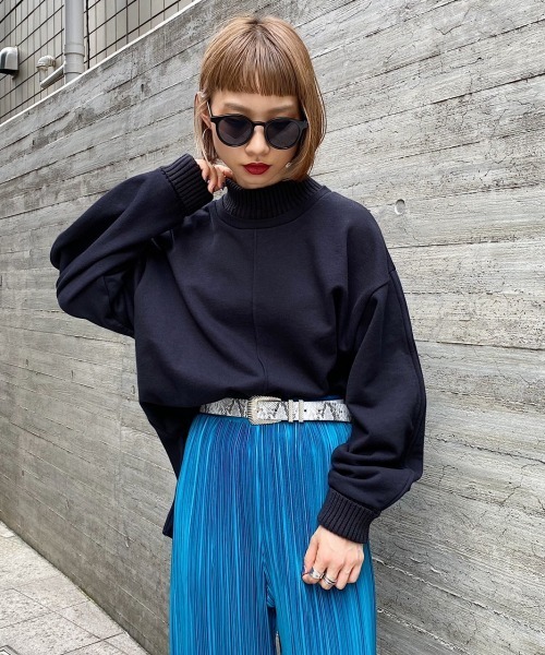 PAGEBOY(ページボーイ)の「ハイネックウラケプルオーバー(トレーナー/スウェット)(スウェット・レディース・ブラック/オフホワイト/ライラック/グレイッシュベージュ/ブラウン・FREE)」の12枚目の写真