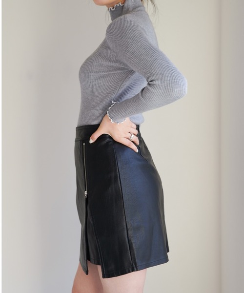 yuue' ( wear )(ユーイ)の「フェイクレザーミニスカート(スカート・レディース・ブラック/パープル・M/S)」の8枚目の写真