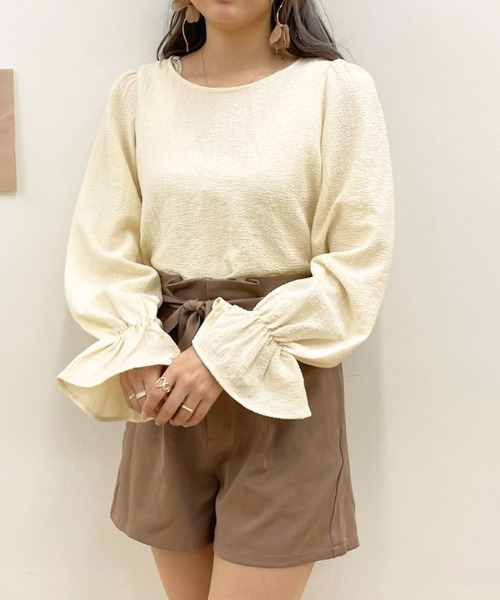 apres jour(アプレジュール)の「リップルブラウス【ZOZOTOWN限定アイテム】【3AP】(シャツ/ブラウス・レディース・グレイッシュベージュ/ベージュ/アイボリー・フリー/X-LARGE)」の21枚目の写真
