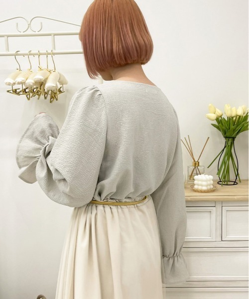 apres jour(アプレジュール)の「リップルブラウス【ZOZOTOWN限定アイテム】【3AP】(シャツ/ブラウス・レディース・グレイッシュベージュ/ベージュ/アイボリー・フリー/X-LARGE)」の16枚目の写真