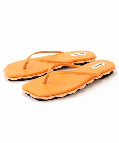 Casselini(キャセリーニ)の「スカラップビーチサンダル(サンダル・レディース・オレンジ/ラベンダー/ブラック/ミント・23/24/24.5/23.5)」の12枚目の写真