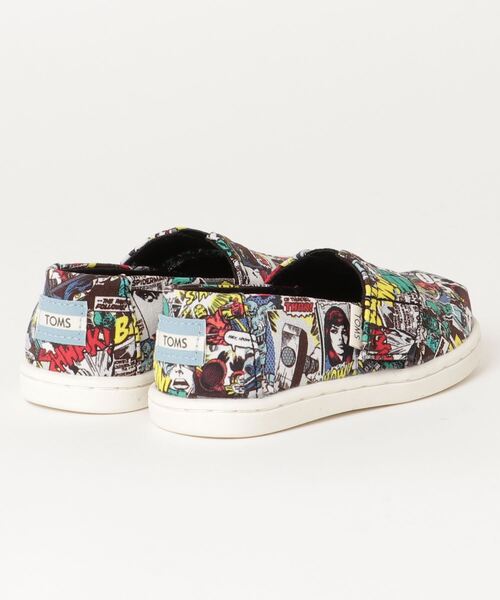 TOMS（トムス）の「TOMS Marvel Alpargata / トムス マーベル アルパルガータ（スニーカー・キッズ・マルチ・17.0cm/16.0cm/15.0cm/14.0cm/17.5cm/13.0cm）」の2枚目の写真