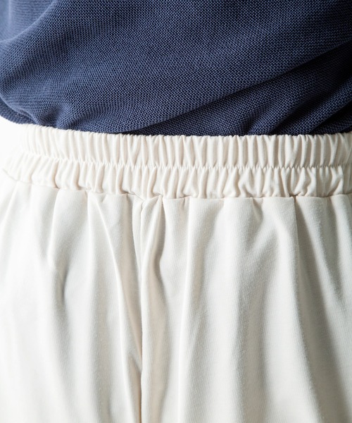 MILLION CARATS（ミリオンカラッツ）の「【STYLE4】撥水加工リラックスワイドパンツ（その他パンツ・レディース・ブラック/ブラウン/オフホワイト・FREE）」の15枚目の写真