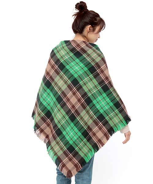 チチカカ（チチカカ）の「トグル付きチェックポンチョ（ストール/ショール・レディース・ベージュ/グリーン・FREE）」の12枚目の写真