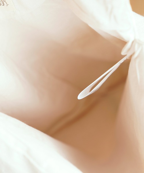 BEARDSLEY（ビアズリー）の「ハンド刺繍バッグ（トートバッグ・レディース・ベージュ/ネイビー・FREE）」の10枚目の写真