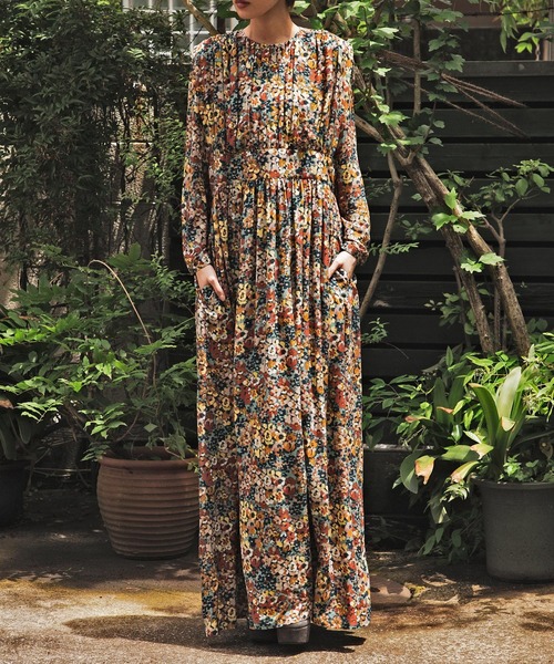 AVIE（アビィ）の「インポート花柄プリントボリュームギャザーマキシドレス（ワンピース・レディース・ブラウン・38）」の10枚目の写真