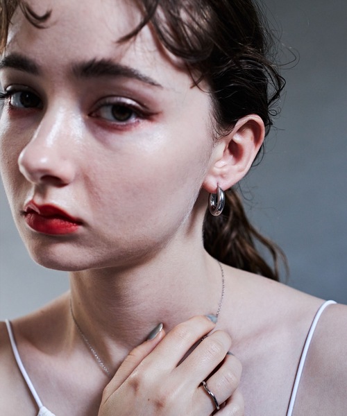 CENE（セネ）の「【CENE】セネ/シンプルフープピアス（ピアス（両耳用）・レディース・ゴールド/シルバー・FREE）」の2枚目の写真