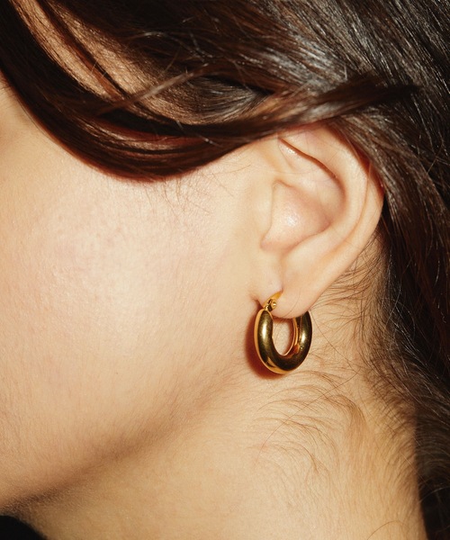 CENE（セネ）の「【CENE】セネ/シンプルフープピアス（ピアス（両耳用）・レディース・ゴールド/シルバー・FREE）」の5枚目の写真