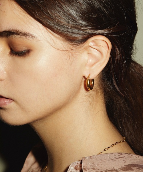 CENE（セネ）の「【CENE】セネ/シンプルフープピアス（ピアス（両耳用）・レディース・ゴールド/シルバー・FREE）」の4枚目の写真