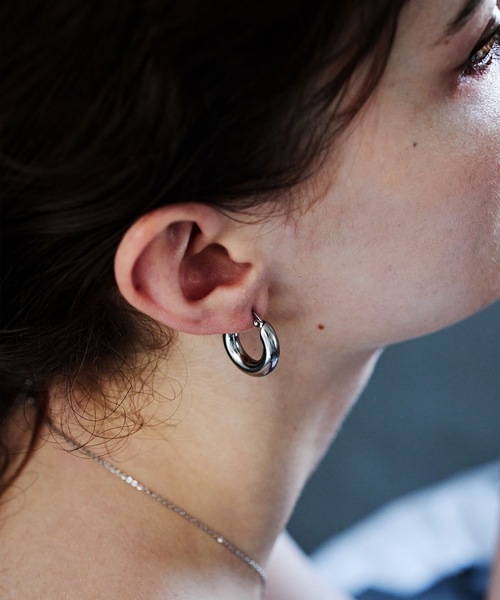 CENE（セネ）の「【CENE】セネ/シンプルフープピアス（ピアス（両耳用）・レディース・ゴールド/シルバー・FREE）」の13枚目の写真