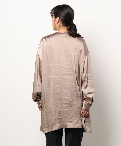 ottilie（オティーリエ）の「カラーレスサテンシャツジャケット（ノー