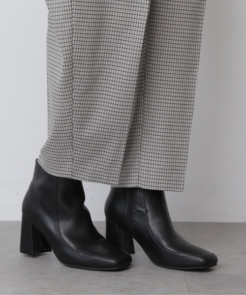 FREE'S MART（フリーズマート）の「◆フレアヒールブーティ（ブーツ・レディース・ブラック/グレー系その他・SMALL/MEDIUM）」の7枚目の写真