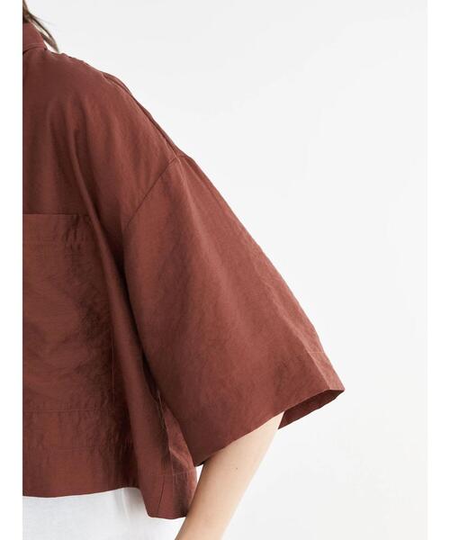 earth music&ecology（アースミュージックアンドエコロジー）の「シアーショートシャツ ＊（シャツ/ブラウス・レディース・ベージュ/オレンジ/ブラウン/グリーン・FREE）」の13枚目の写真