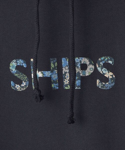 SHIPS(シップス)の「【WEB限定】SHIPS: フラワー柄 SHIPS ロゴ ユニセックス スウェット パーカー(パーカー・メンズ・ピンク/ネイビー/ブラック/オフホワイト・MEDIUM/LARGE/SMALL/X-LARGE)」の20枚目の写真
