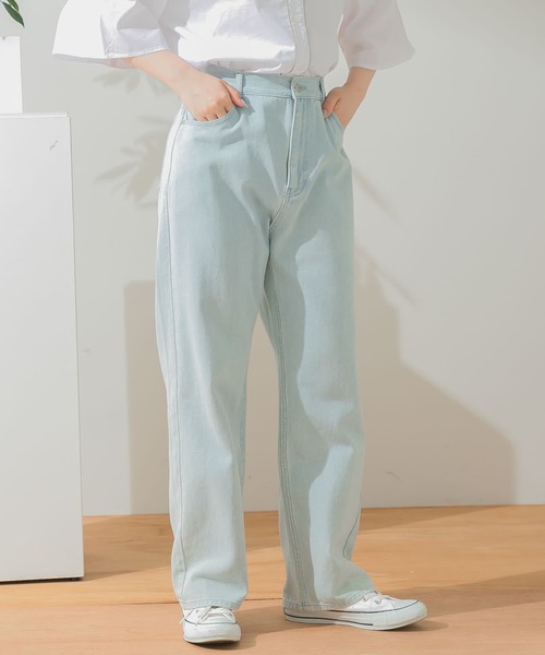 HEYUMM(ヘユム)の「ルーズシルエットデニムパンツ(デニムパンツ・レディース・ブラック/ライトインディゴブルー/ワンウォッシュ・ONE)」の4枚目の写真
