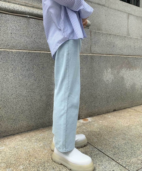 HEYUMM(ヘユム)の「ルーズシルエットデニムパンツ(デニムパンツ・レディース・ブラック/ライトインディゴブルー/ワンウォッシュ・ONE)」の14枚目の写真