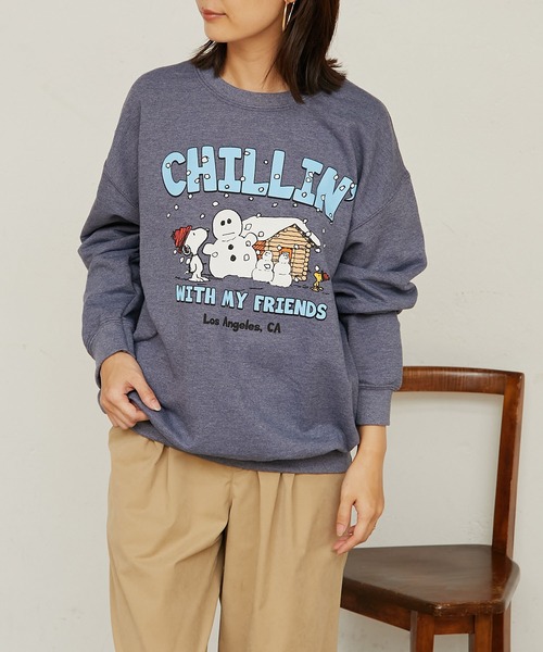 BONbazaar（ボンバザール）の「【PEANUTS/ピーナッツ】スヌーピープリントスウェット「CHILLING」Lサイズ（スウェット・レディース・ネイビー・LARGE）」の3枚目の写真
