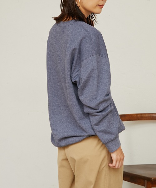 BONbazaar（ボンバザール）の「【PEANUTS/ピーナッツ】スヌーピープリントスウェット「CHILLING」Lサイズ（スウェット・レディース・ネイビー・LARGE）」の7枚目の写真