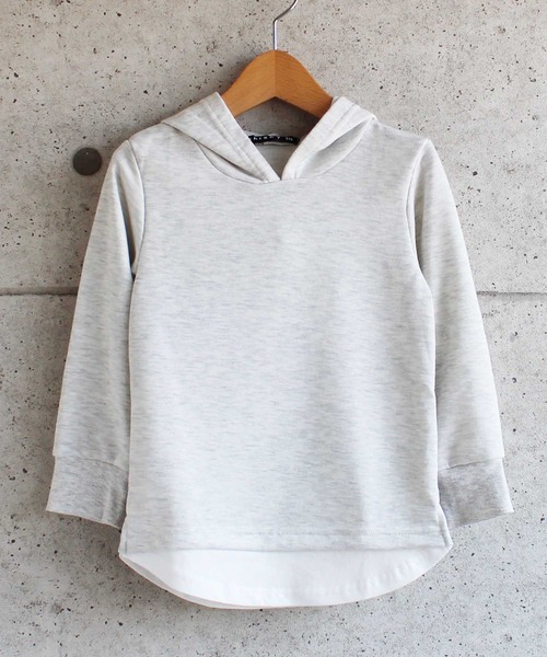 THE CASUAL(カジュアル)の「無地フェイクレイヤードプルオーバーパーカー キッズ(パーカー・キッズ・ブラック/ベージュ/ネイビー/カーキ/ブルー/ミント/モカ/オートミール/杢グレー/チャコール・120cm/130cm/140cm/150cm/160cm/110cm)」の6枚目の写真