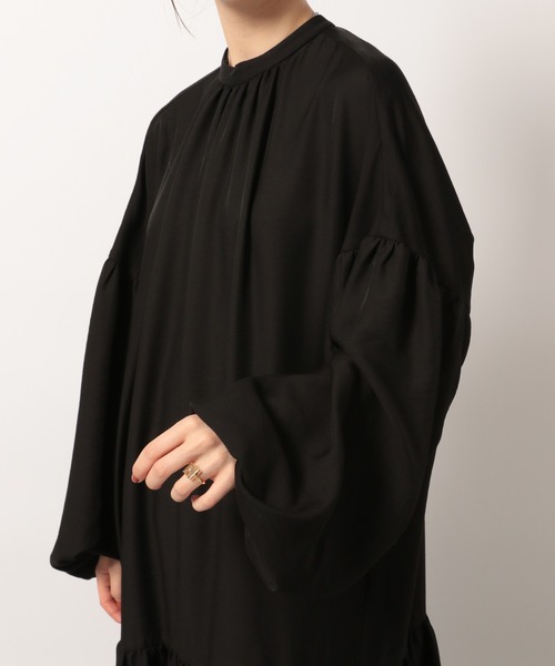 BABYLONE（バビロン）の「BABYLONE / ソフトドビーマキシワンピース【手洗い可】（ワンピース・レディース・ブラック/ベージュ・フリー）」の19枚目の写真