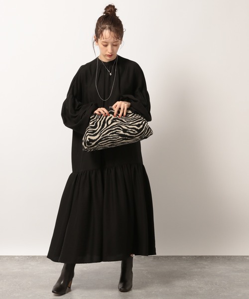 BABYLONE（バビロン）の「BABYLONE / ソフトドビーマキシワンピース【手洗い可】（ワンピース・レディース・ブラック/ベージュ・フリー）」の4枚目の写真