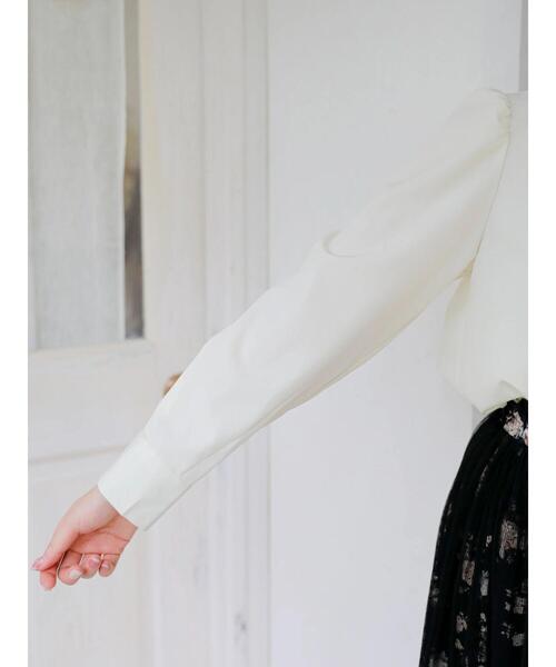 Areeam（アリーム）の「大人のためのリボンブラウス（Tシャツ/カットソー・レディース・ベージュ/アイボリー・FREE）」の6枚目の写真