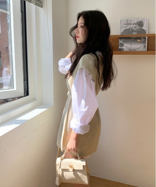 chuu（チュー）の「CHUU トイオーバーフィットshirts（シャツ/ブラウス・レディース・ホワイト/ベージュ・FREE）」の21枚目の写真