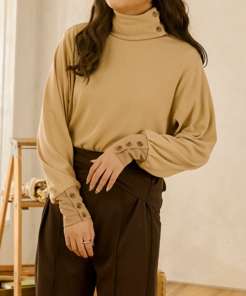 Ambre Neige(アンブルネージュ)の「テレコボタンタートルネック/【WEB/EC限定商品】(Tシャツ/カットソー・レディース・ダークブラウン/アイボリー/ライトベージュ・FREE)」の20枚目の写真