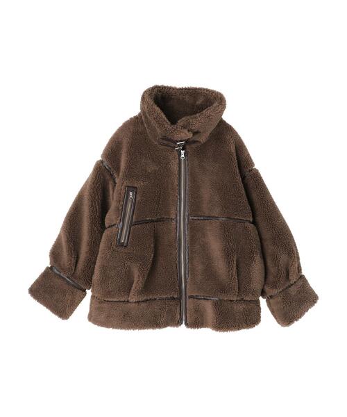 earth music&ecology(アースミュージックアンドエコロジー)の「フライトボアジャケット*(その他アウター・レディース・ブラウン/アイボリー・FREE)」の6枚目の写真