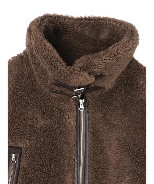 earth music&ecology(アースミュージックアンドエコロジー)の「フライトボアジャケット*(その他アウター・レディース・ブラウン/アイボリー・FREE)」の8枚目の写真