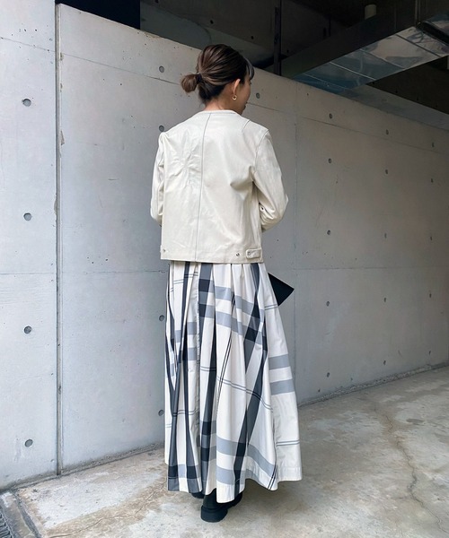 DouDou（ドゥドゥ）の「ノーカラーレザージャケット（ノーカラージャケット・レディース・オフホワイト/ブラック・FREE）」の7枚目の写真