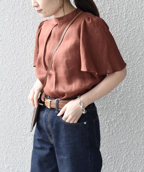 SHIPS（シップス）の「*〈手洗い可能〉NORTHERN LINENフレアスリーブブラウス◆（シャツ/ブラウス・レディース・オフホワイト/ブラウン/ベージュ/オリーブ/ネイビー/ライトブルー/ライトイエロー・SMALL/MEDIUM）」の12枚目の写真