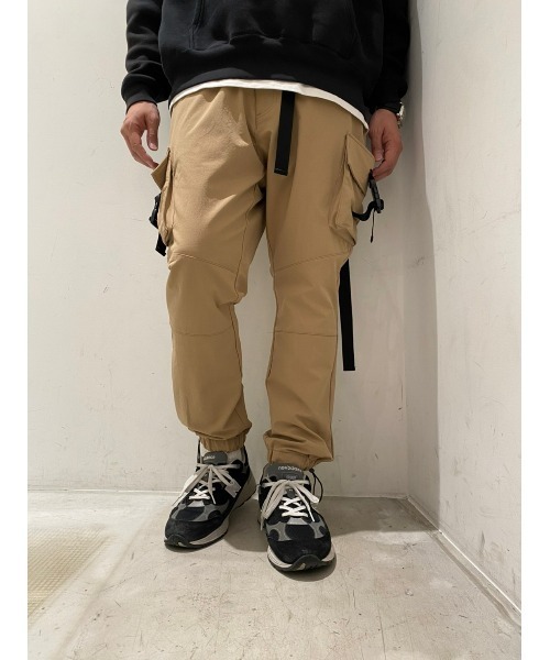 LUSOR(ルーソル)の「LUSOR/ルーソル/撥水SN CARGO PT/撥水ストレッチカーゴパンツ(カーゴパンツ・メンズ・ベージュ/カーキ/ブルー/ブラック/オレンジ・MEDIUM/SMALL/LARGE)」の1枚目の写真