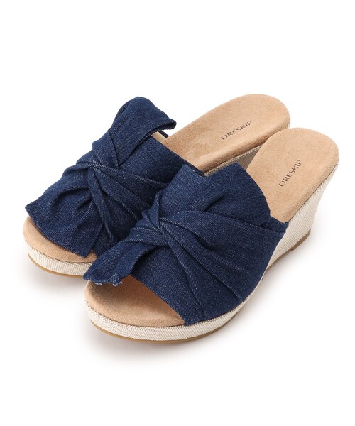 DRESKIP（ドレスキップ）の「◆【歩きやすい/ふかふか/まが～る】 ねじりリボンサンダル（サンダル・レディース・ブラック/ベージュ系/ブラウン系/イエロー/ブルー系3・25/55/45/35）」の4枚目の写真