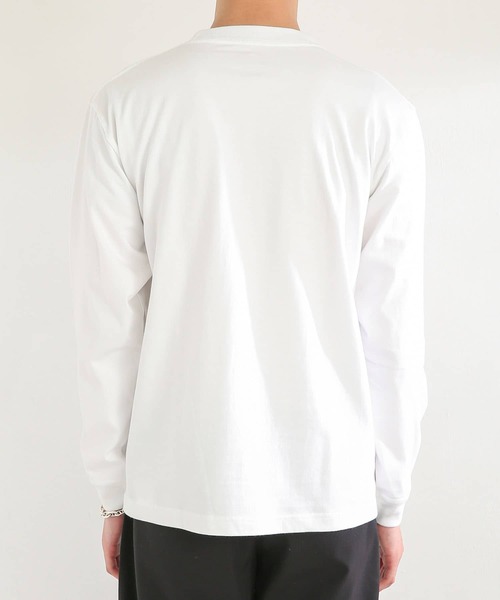 SENSE OF PLACE by URBAN RESEARCH(センスオブプレイスバイアーバンリサーチ)の「『WEB限定』Hanes BEEFY LONG SLEEVE T-SHIRTS 2P(Tシャツ/カットソー・メンズ・ホワイト/ブラック・MEDIUM/LARGE/X-LARGE)」の6枚目の写真