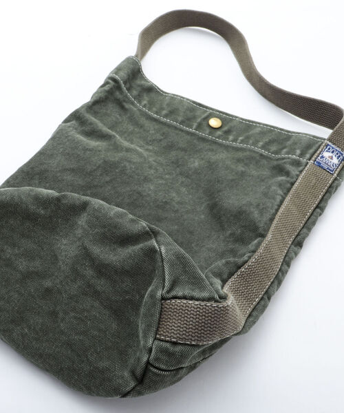 PORT CANVAS(ポートキャンバス)の「【PORT CANVAS/ポート キャンバス】別注キャンバスワンショルダーバッグ 製品洗い(ショルダーバッグ・メンズ・ベージュ/ライトグレー/オリーブ/ネイビー/ブラック/ライトパープル・FREE)」の17枚目の写真