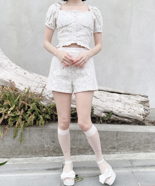 lilLilly(リルリリー)の「ギンガムレースブラウス(シャツ/ブラウス・レディース・ベージュ/ブラック・FREE)」の15枚目の写真