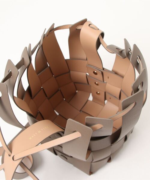 MARY AL TERNA（メアリオルターナ）の「【MARY AL TERNA(メアリオルターナ)】HUG MA2101BG-09（ショルダーバッグ・レディース・ライトグリーン/グレイッシュベージュ・FREE）」の4枚目の写真