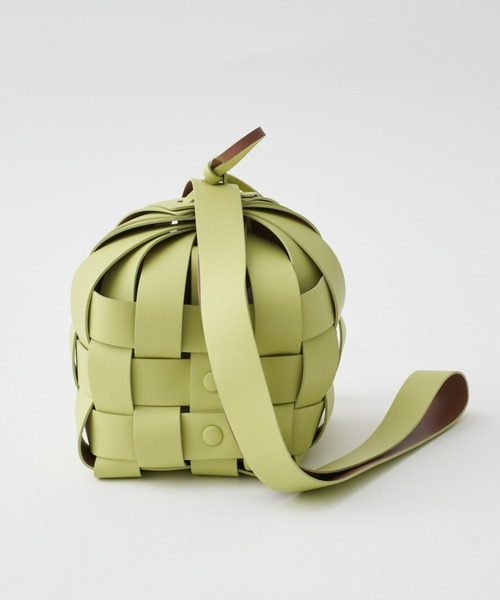 MARY AL TERNA（メアリオルターナ）の「【MARY AL TERNA(メアリオルターナ)】HUG MA2101BG-09（ショルダーバッグ・レディース・ライトグリーン/グレイッシュベージュ・FREE）」の12枚目の写真